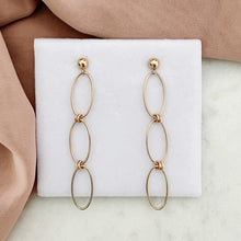 Load image into Gallery viewer, Gold Chain-Link Drop Earrings
